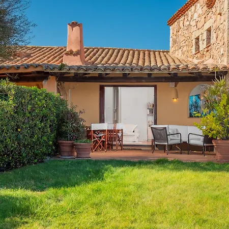 Holiday home Il Poggio Di Cala Granu *