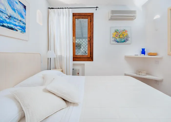 Il Poggio Di Cala Granu